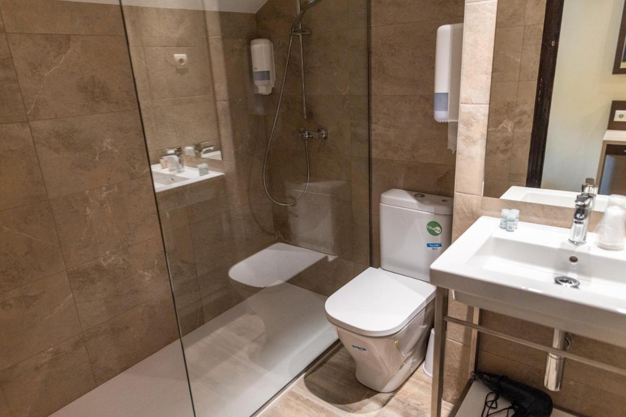Port 1730 Hotel 2*